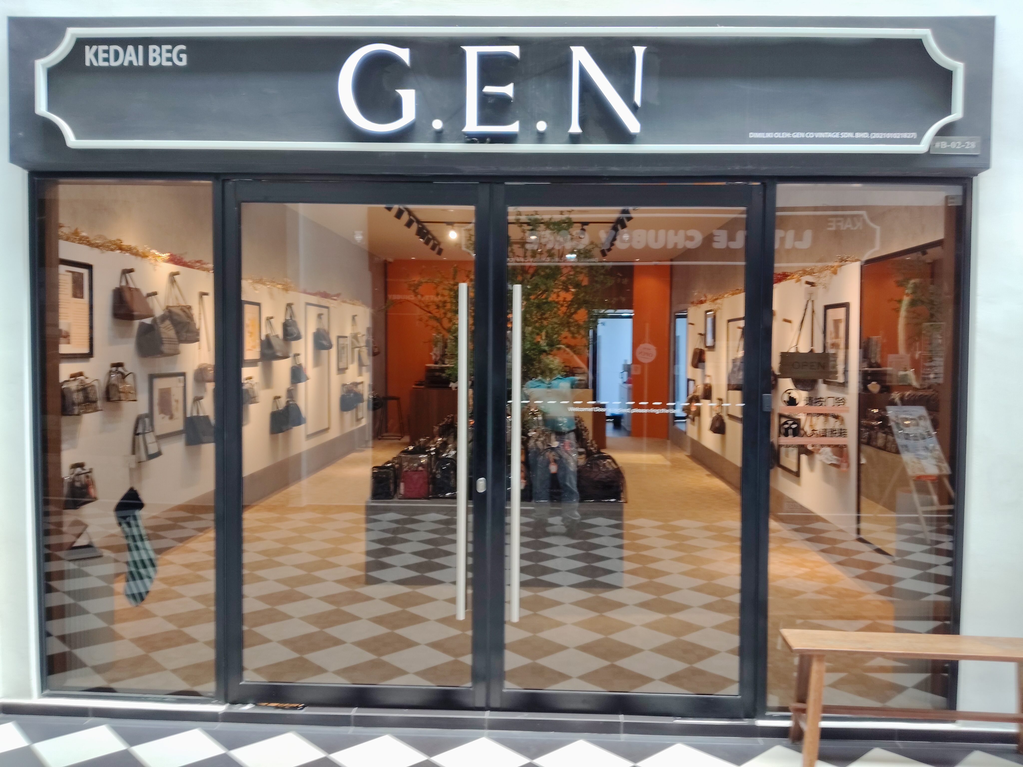 G. E. N Luxury Bags photo 1