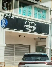 Moment Optometry photo 1