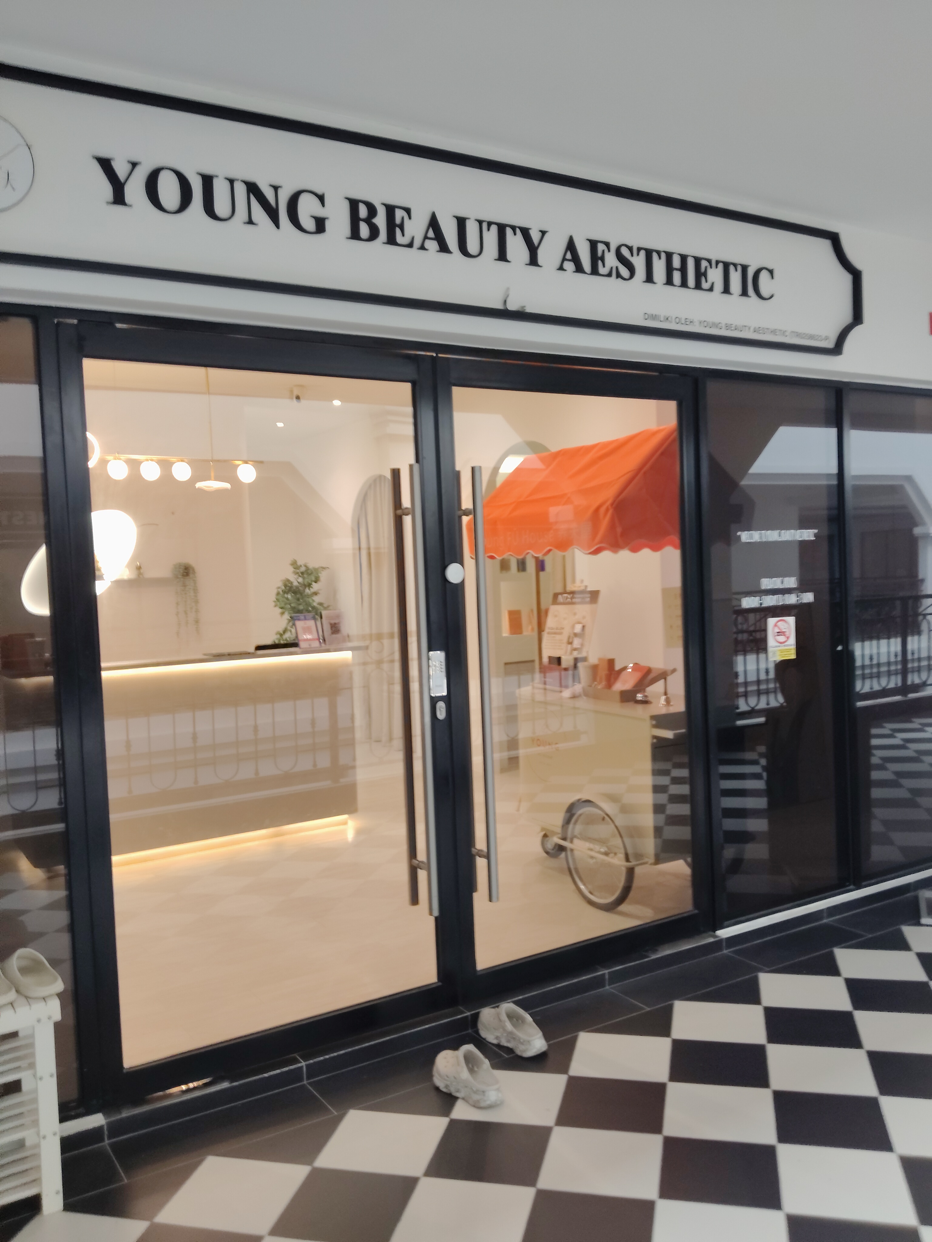 Young Beauty Aesthetic photo 1