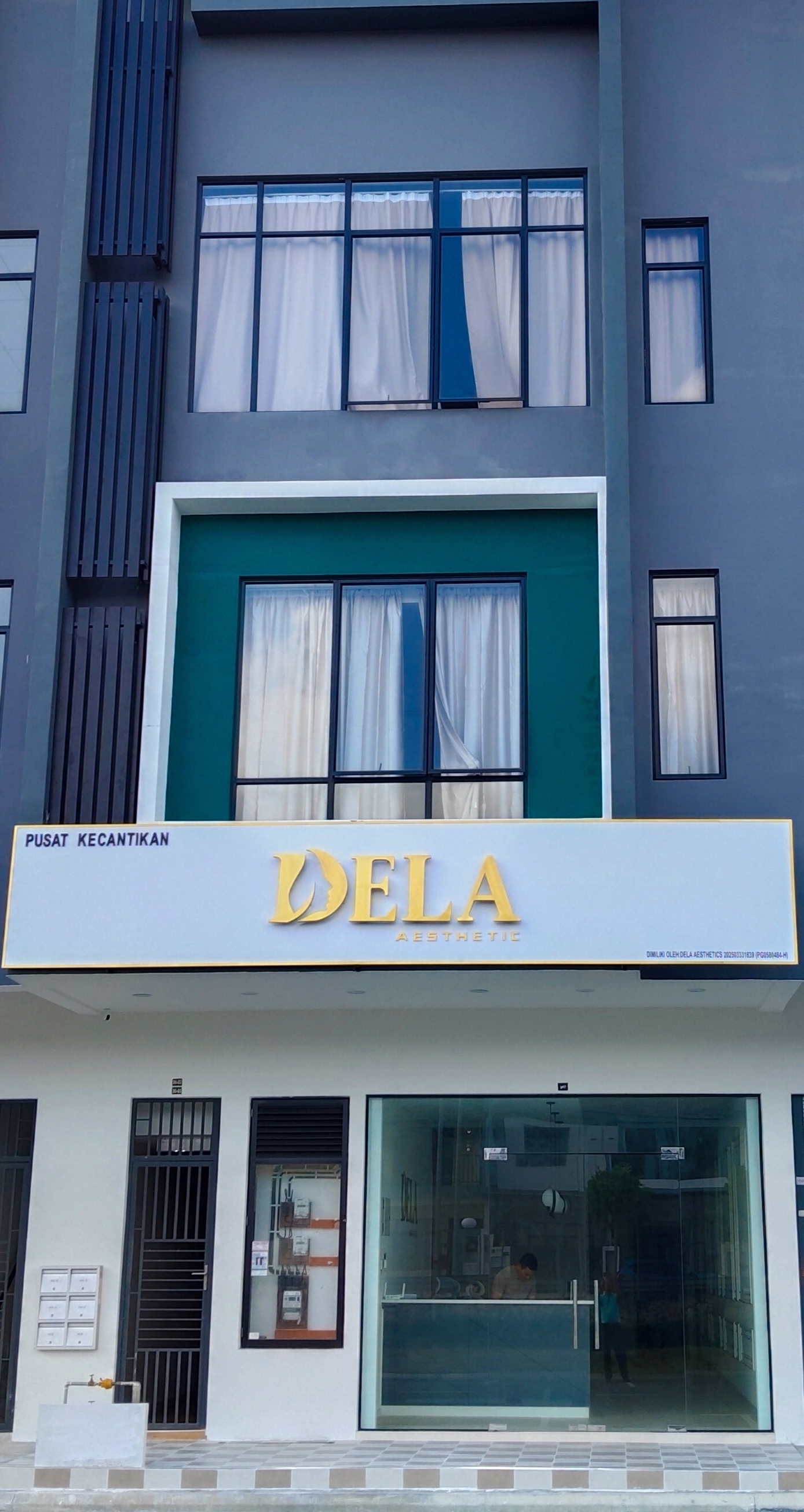 Dela Beauty photo 1