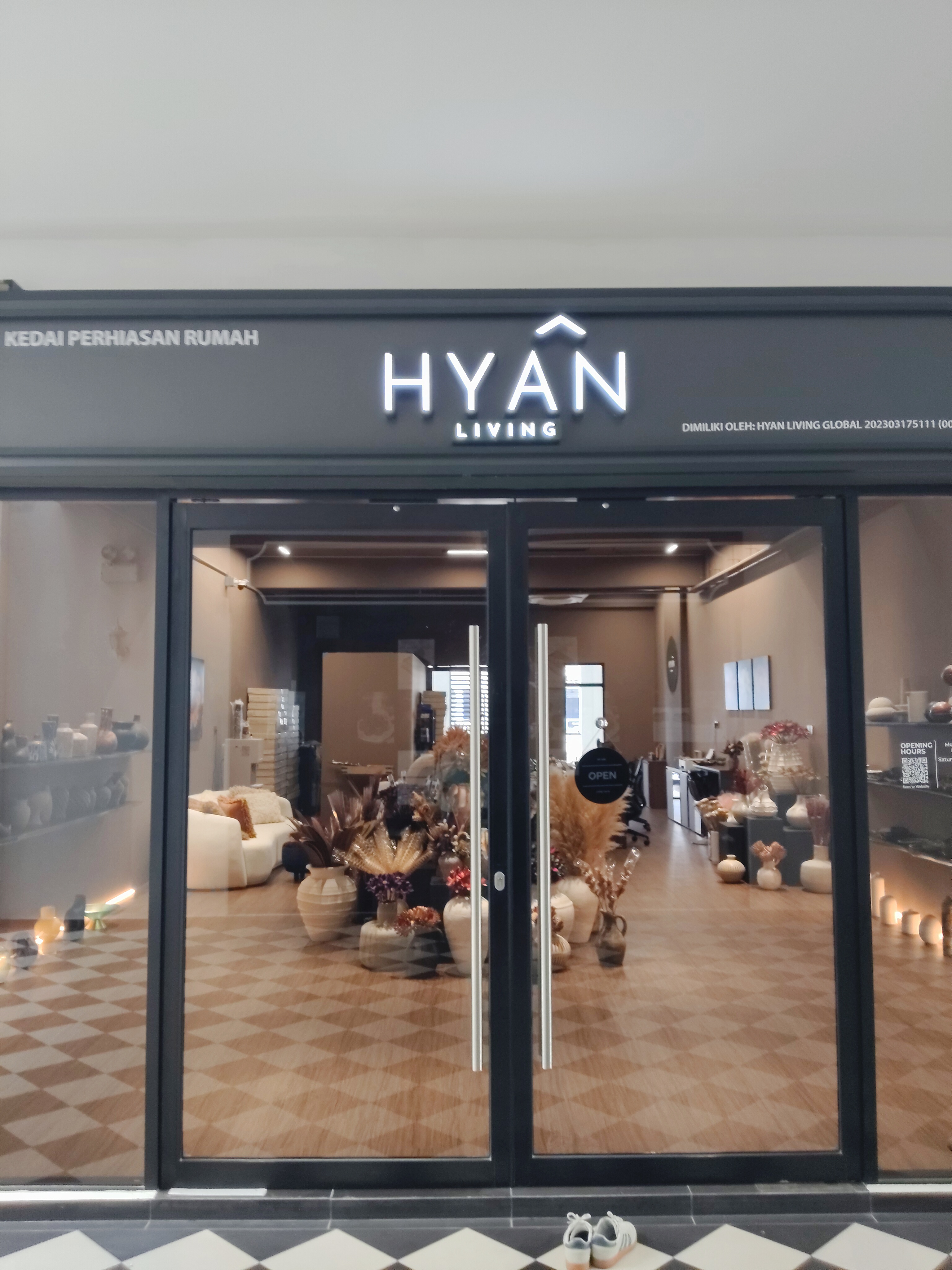 Hyan Living photo 1