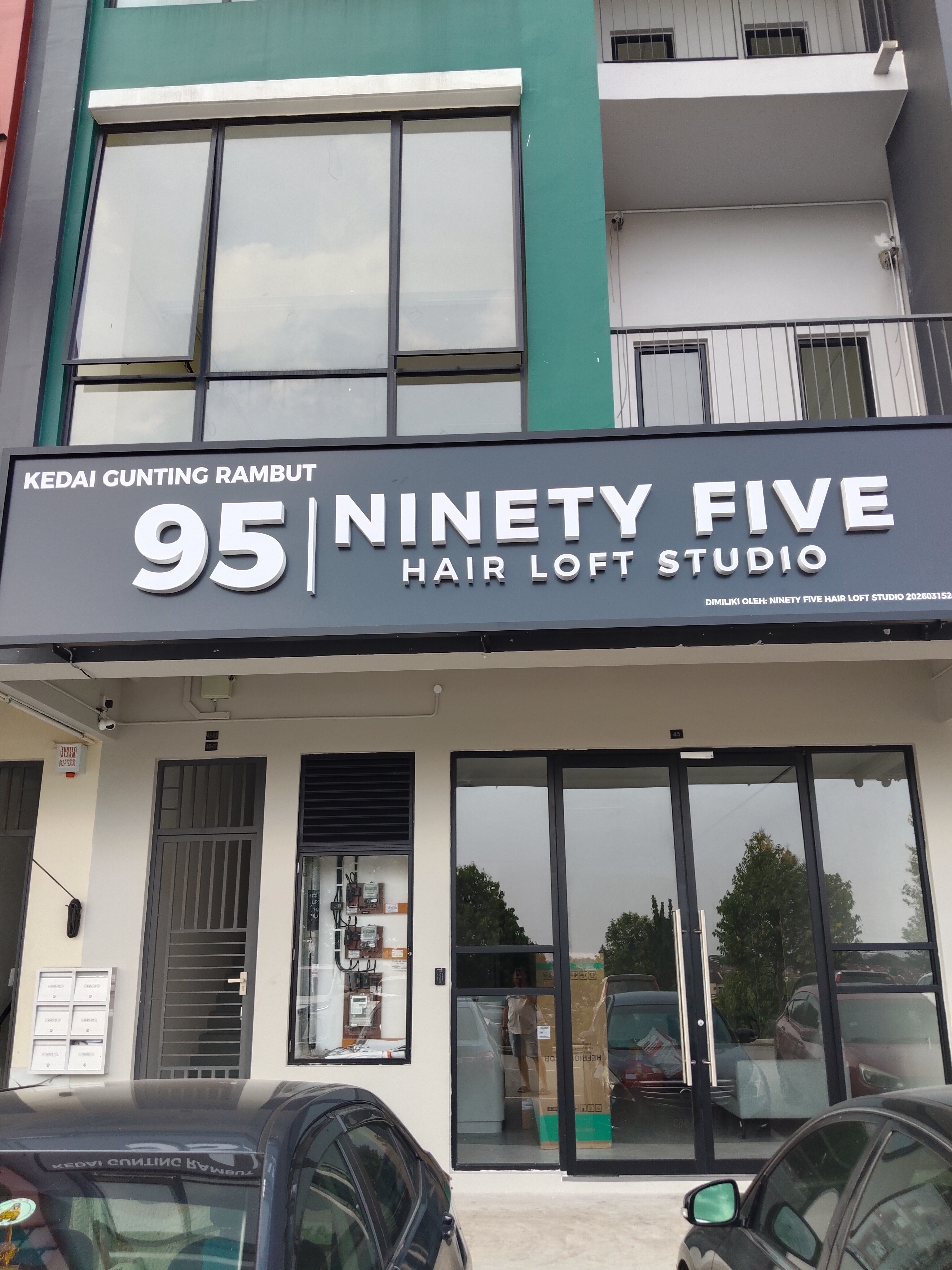 95 Ninety Five Hair Loft & Studio photo 1
