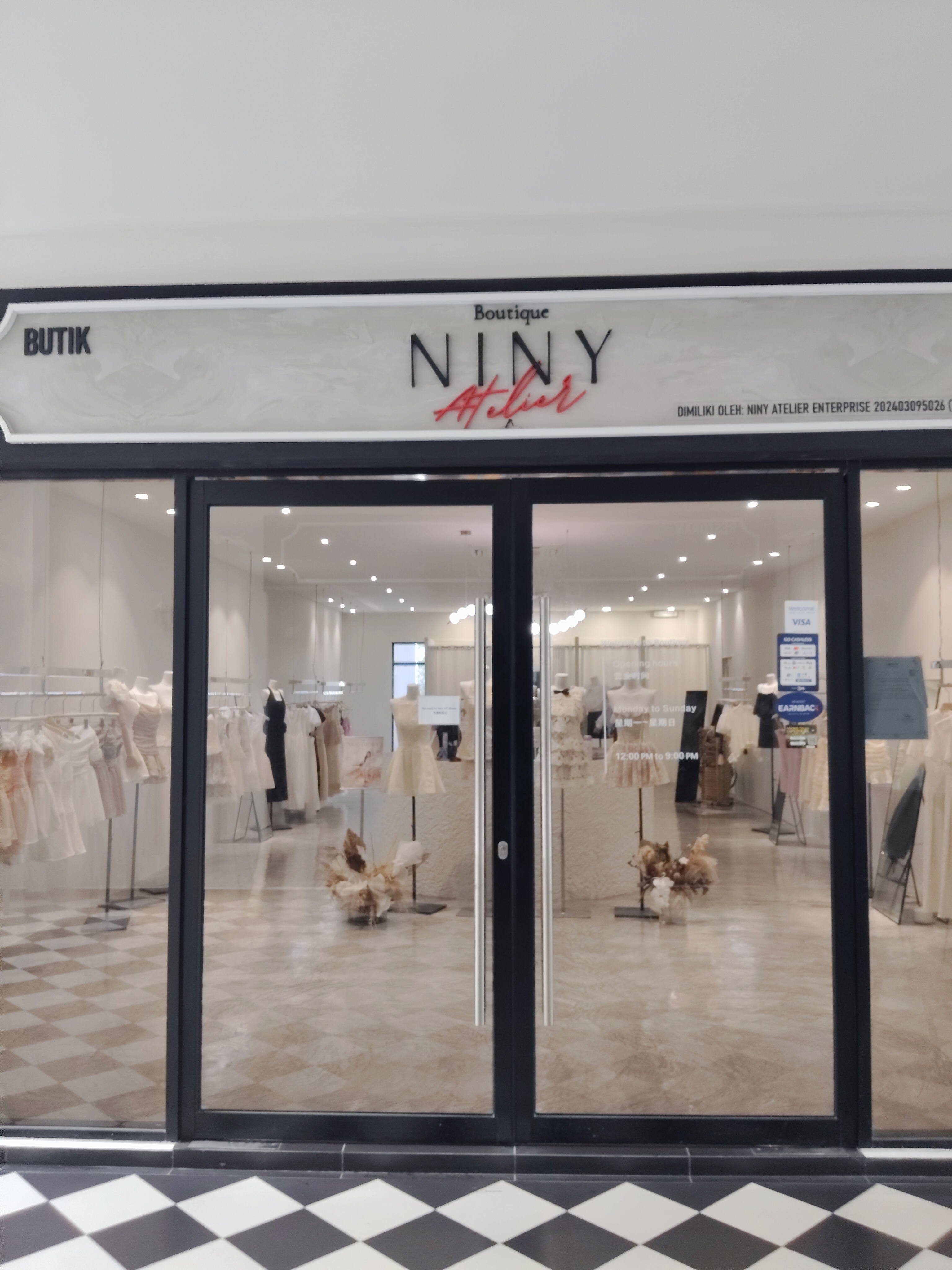 Niny Atelier Boutique photo 1